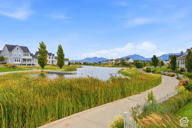 10989 S CASCABEL DR, South Jordan, UT 84009