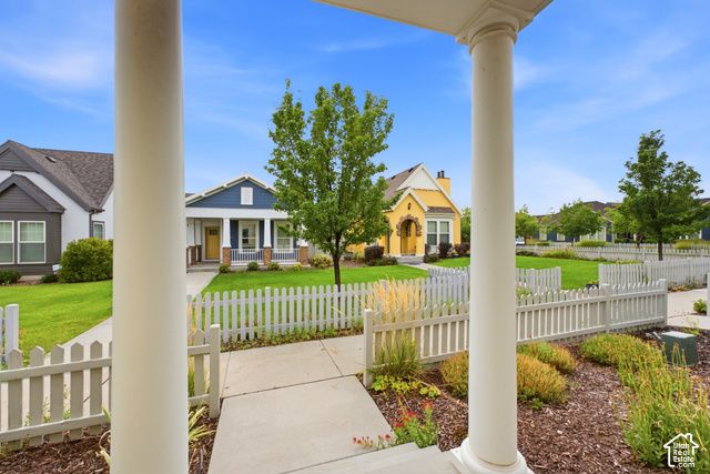10989 S CASCABEL DR, South Jordan, UT 84009