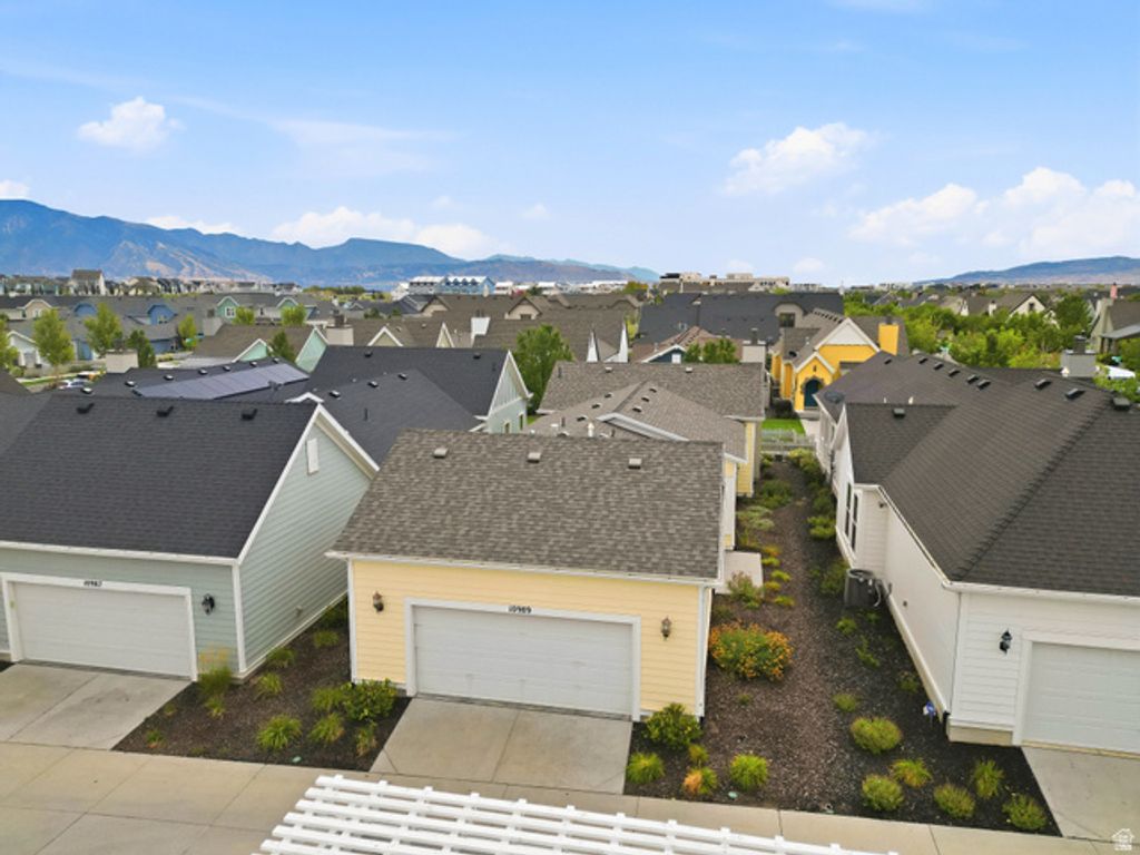 10989 S CASCABEL DR, South Jordan, UT 84009 — photo 5
