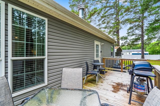 1105 Woodrow Ln., Loris, SC 29569