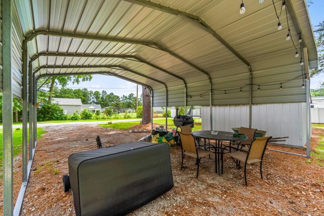 1105 Woodrow Ln., Loris, SC 29569