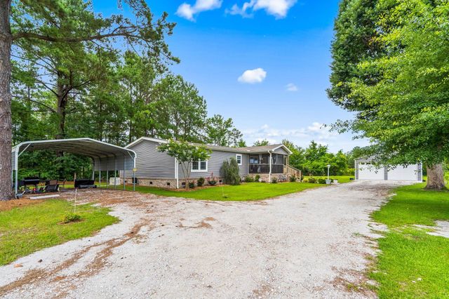 1105 Woodrow Ln., Loris, SC 29569