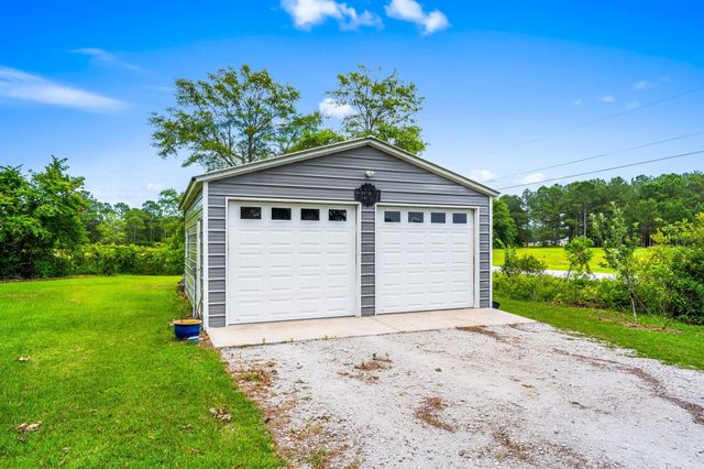 1105 Woodrow Ln., Loris, SC 29569