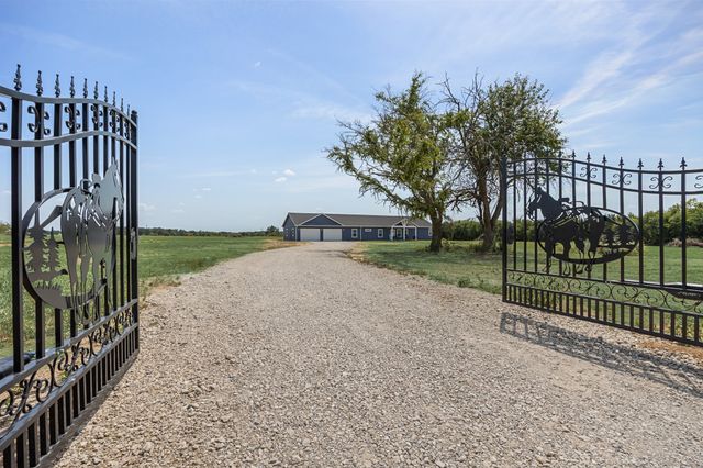 285 County Road 1120, Cumby, TX 75433