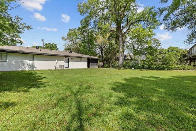 710 Bon Ami St Street, Deridder, LA 70634