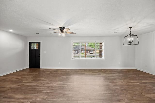 710 Bon Ami St Street, Deridder, LA 70634