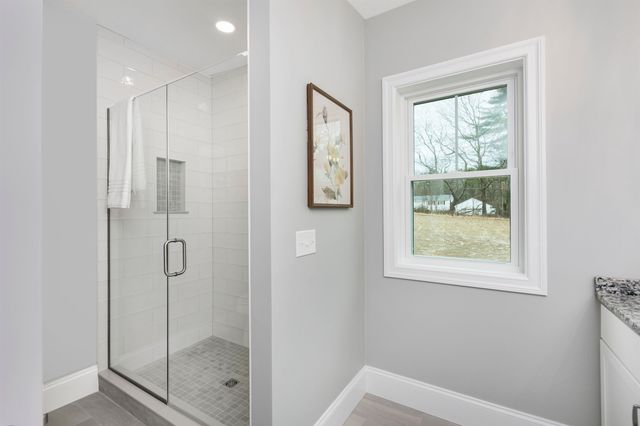 2 Barrington Way, Amherst, NH 03055