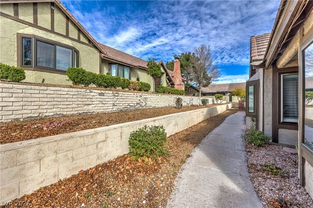 3953 Landsdown Place, Las Vegas, NV 89121