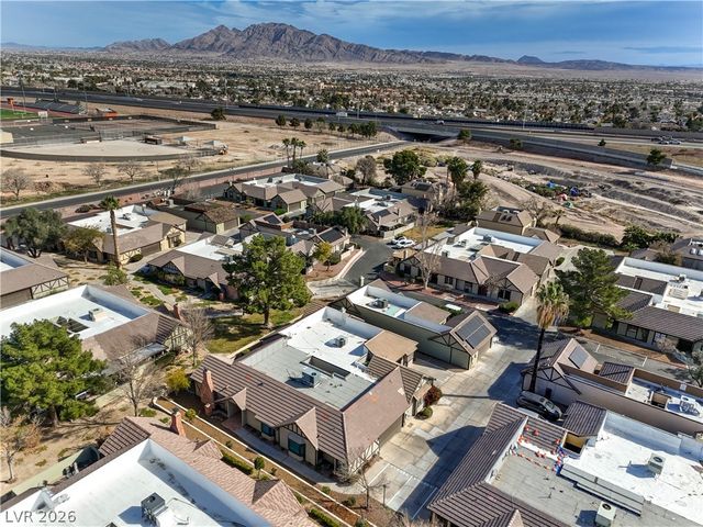 3953 Landsdown Place, Las Vegas, NV 89121