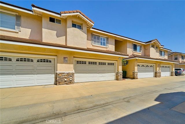 9008 Primavera Lane, Cypress, CA 90630
