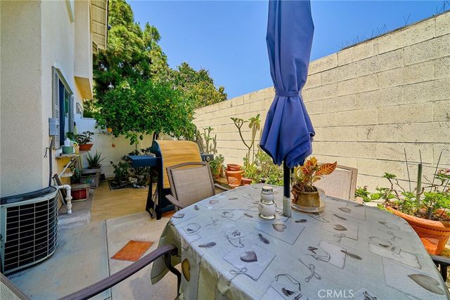 9008 Primavera Lane, Cypress, CA 90630