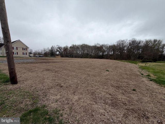 N RAILROAD AVE, Pedricktown, NJ 08067