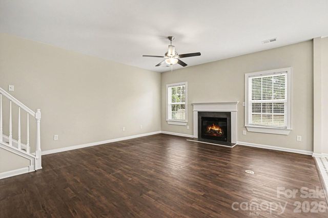 10004 Barrands Lane, Charlotte, NC 28278