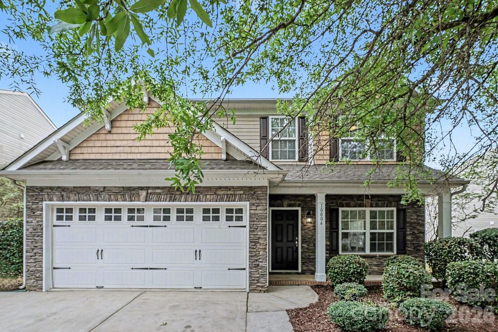 10004 Barrands Lane, Charlotte, NC 28278