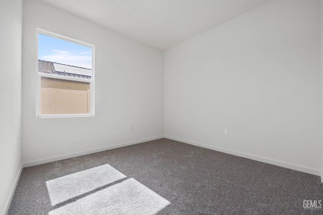 7618 Rambutan Place, Bakersfield, CA 93313