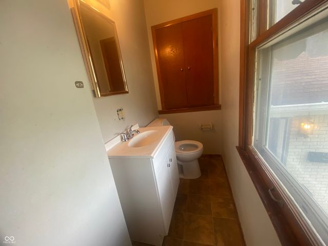 1425 N Bolton Avenue, Indianapolis, IN 46219