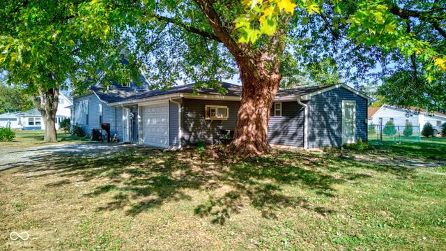 1131 S East Street, Lebanon, IN 46052