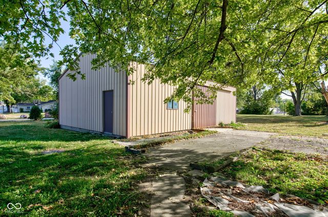 1131 S East Street, Lebanon, IN 46052