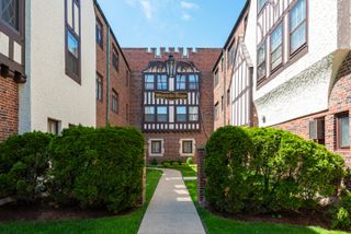 1101 Merrill Street M1, Winnetka, IL 60093