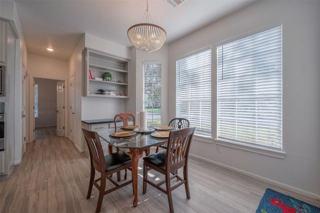 7130 Glenwood Drive, Sugar Land, TX 77479