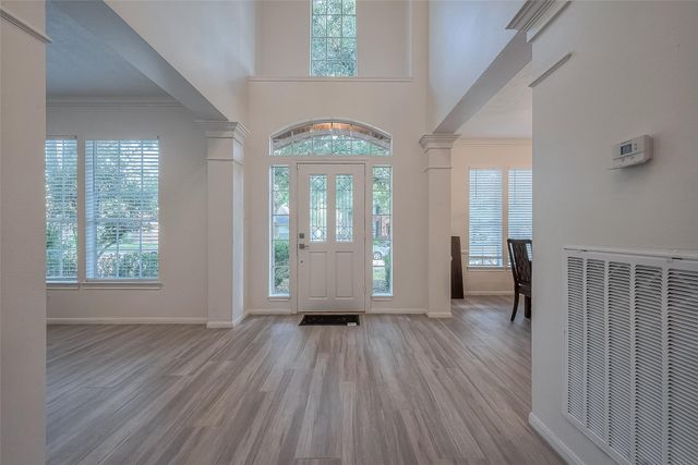 7130 Glenwood Drive, Sugar Land, TX 77479