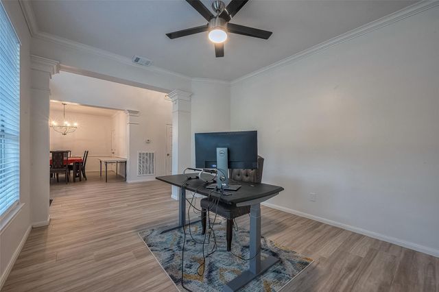 7130 Glenwood Drive, Sugar Land, TX 77479