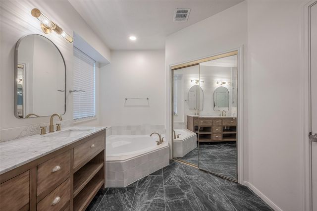 7130 Glenwood Drive, Sugar Land, TX 77479