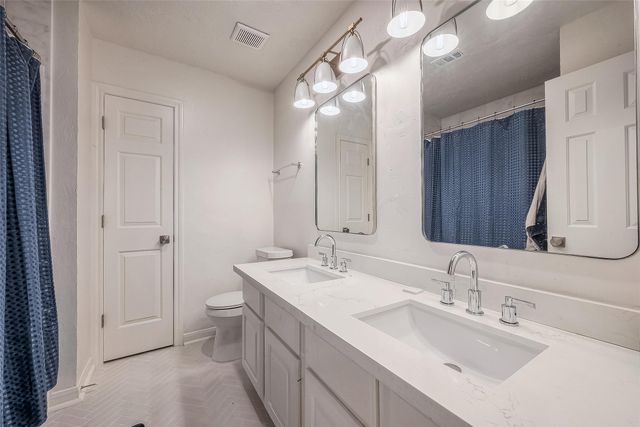 7130 Glenwood Drive, Sugar Land, TX 77479