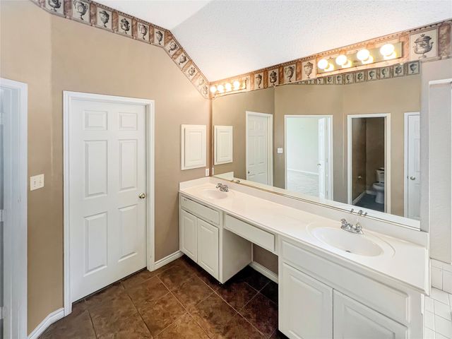 2403 Chenille Way, Mansfield, TX 76063