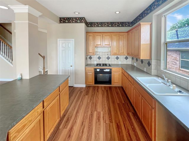 2403 Chenille Way, Mansfield, TX 76063