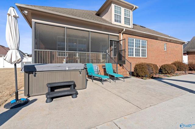 261 Dove Hollow Drive, Meridianville, AL 35759