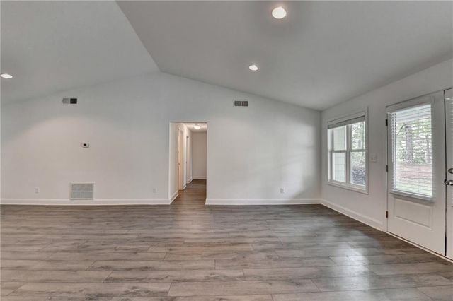 4243 N Arnold Mill Road, Woodstock, GA 30188