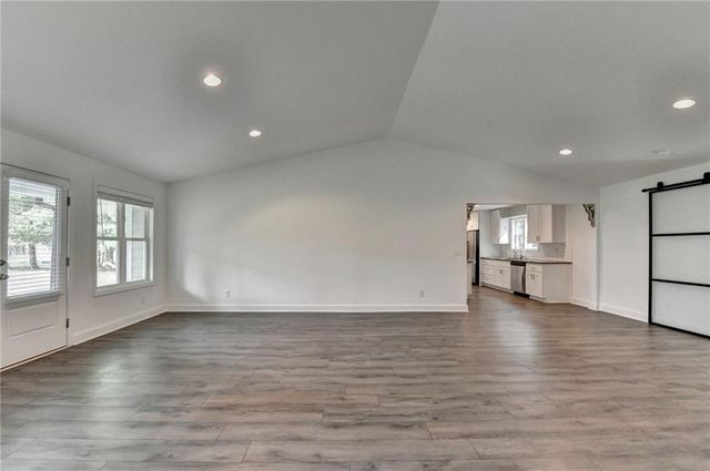 4243 N Arnold Mill Road, Woodstock, GA 30188