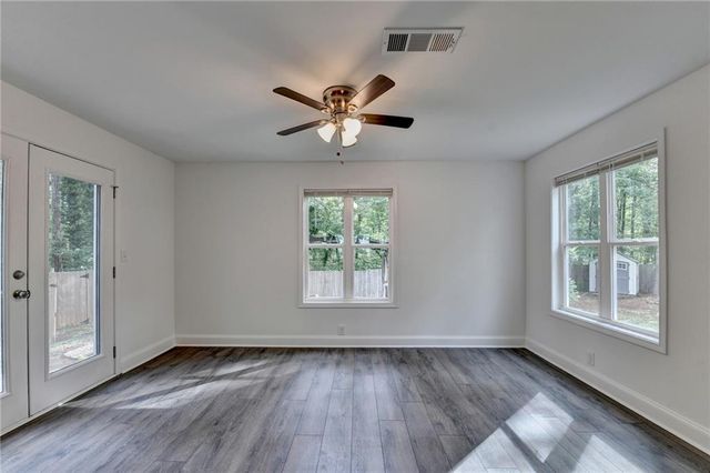 4243 N Arnold Mill Road, Woodstock, GA 30188
