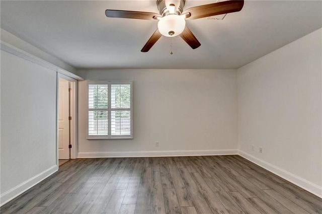 4243 N Arnold Mill Road, Woodstock, GA 30188
