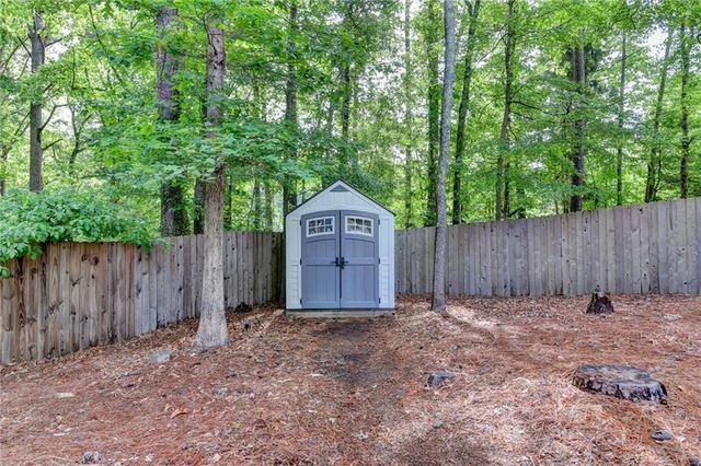 4243 N Arnold Mill Road, Woodstock, GA 30188