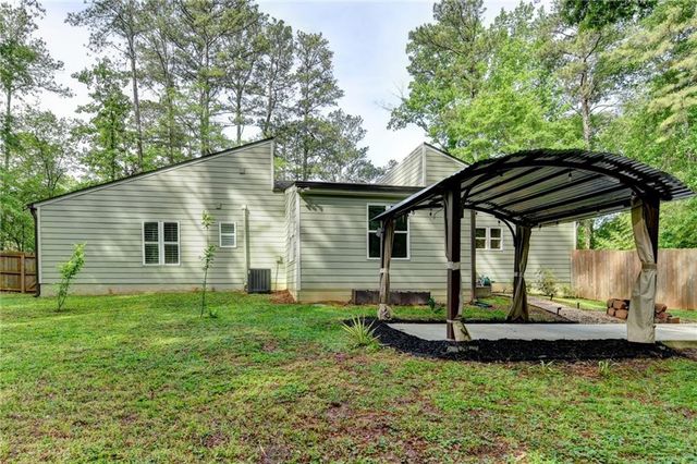 4243 N Arnold Mill Road, Woodstock, GA 30188