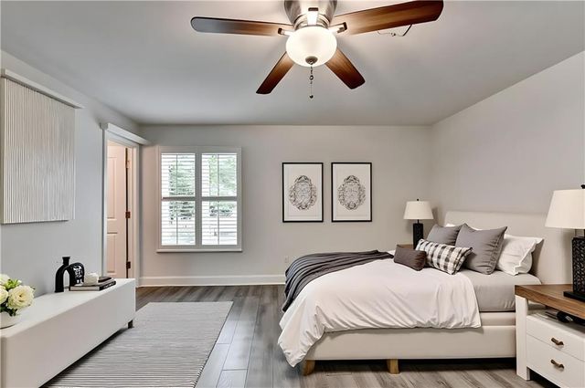 4243 N Arnold Mill Road, Woodstock, GA 30188
