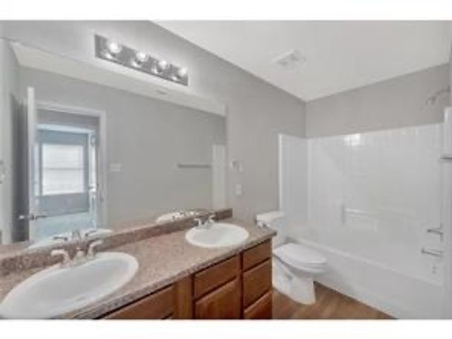 5720 Fathom Drive, Fort Worth, TX 76135