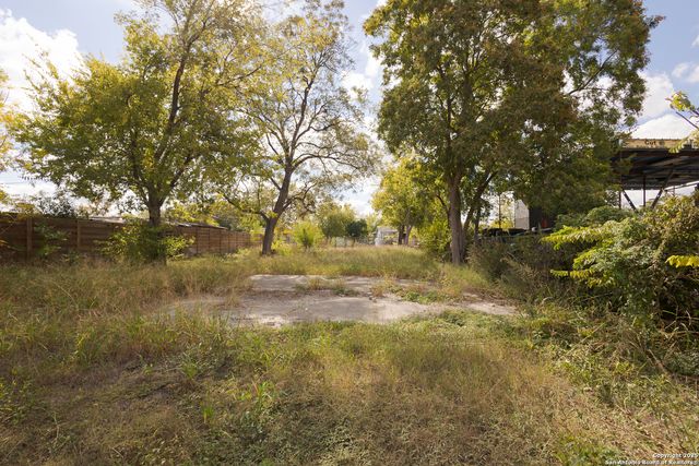 2314 Guadalupe, San Antonio, TX 78207