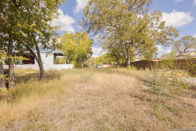 2314 Guadalupe, San Antonio, TX 78207