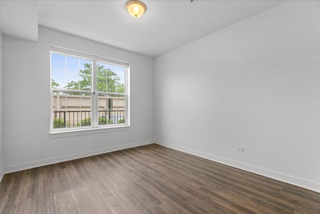500 N Northwest Highway 309, Park Ridge, IL 60068