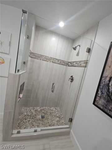 7768 Jewel LN 203, Naples, FL 34109