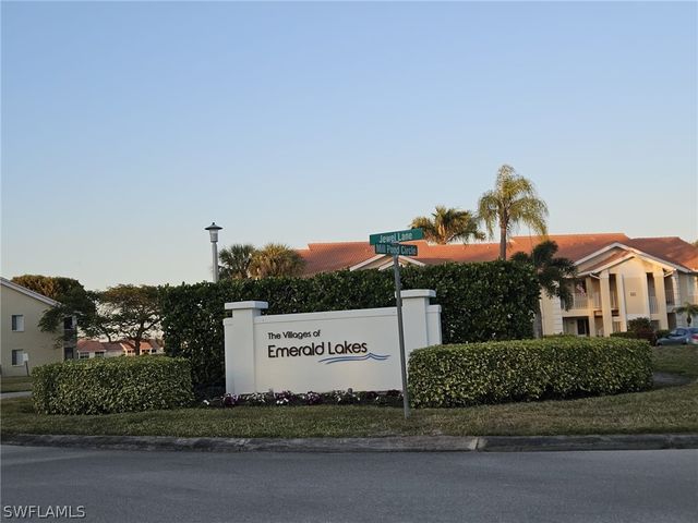 7768 Jewel LN 203, Naples, FL 34109