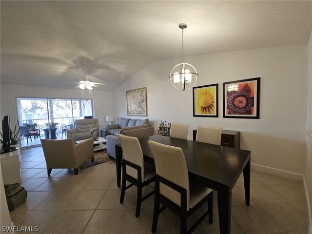 7768 Jewel LN 203, Naples, FL 34109