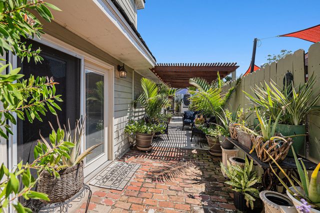 605 Ann Street, Mount Pleasant, SC 29464