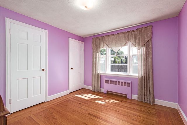 8 Somerset Road, Cranston, RI 02910