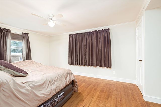 8 Somerset Road, Cranston, RI 02910