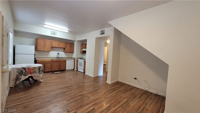 2151 Hussium Hills Street 104, Las Vegas, NV 89108