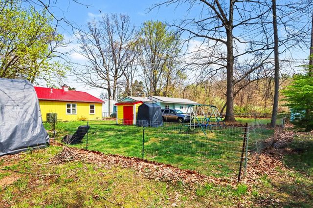12192 Riverside Drive, White Pigeon, MI 49099